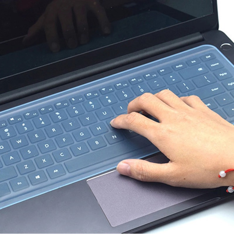 Housse de clavier antidérapant - Keyboard Cover Silicone avis et prix